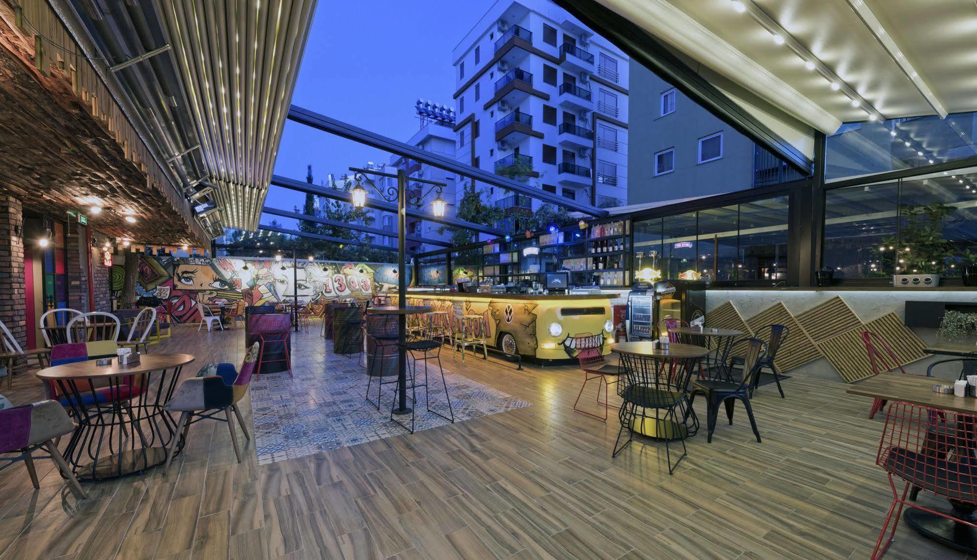 Voswos Garage Coffee Hotel Antalya Dış mekan fotoğraf